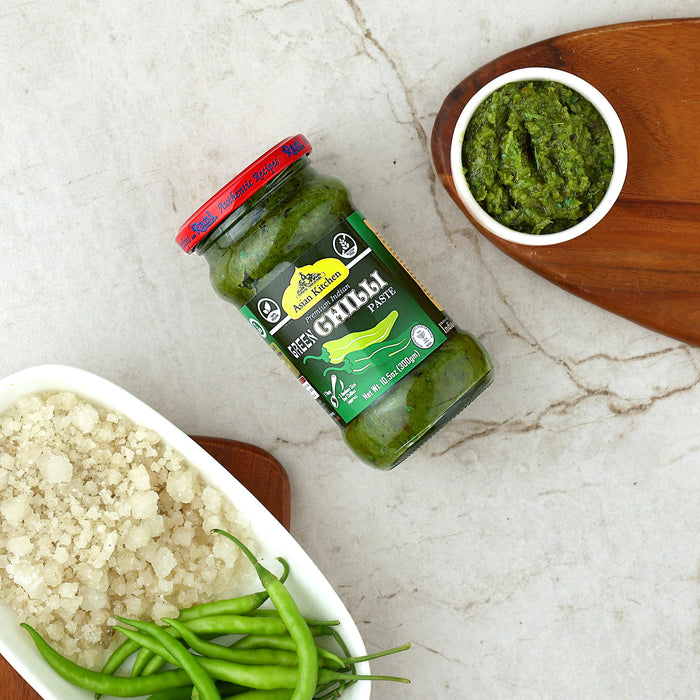 Asian Kitchen Green Chilli Cooking Paste 10.58oz (300g) ~ Vegan | Glass Jar | Gluten Free | NON-GMO | No Colors | Indian Origin